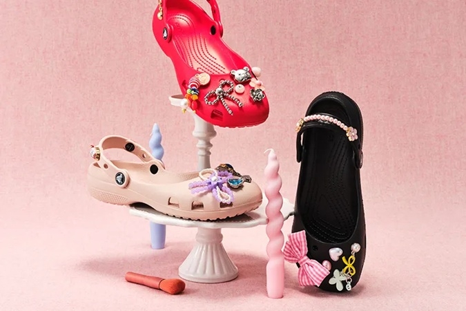 Crocs Classic Ballet: Kenyamanan dan Nostalgia di Sepasang Sepatu