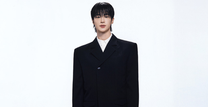 Byeon Woo Seok Resmi Jadi Ambassador Pertama untuk ADERERROR!