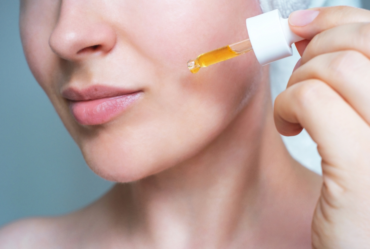 First Time Pakai Retinol? Jangan Kaget Kalau Kulit Mengalami Ini
